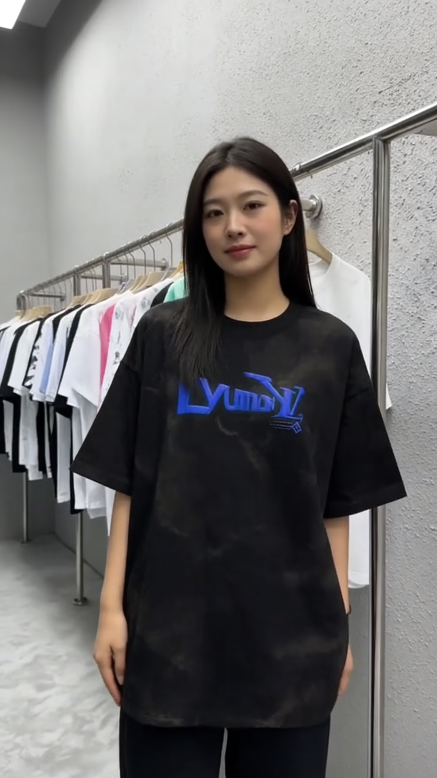 TransIslandTrading This Lvumd LV special streetwear brand T-shirt starting at $1.7 Add me on WhatsApp: 85247435362