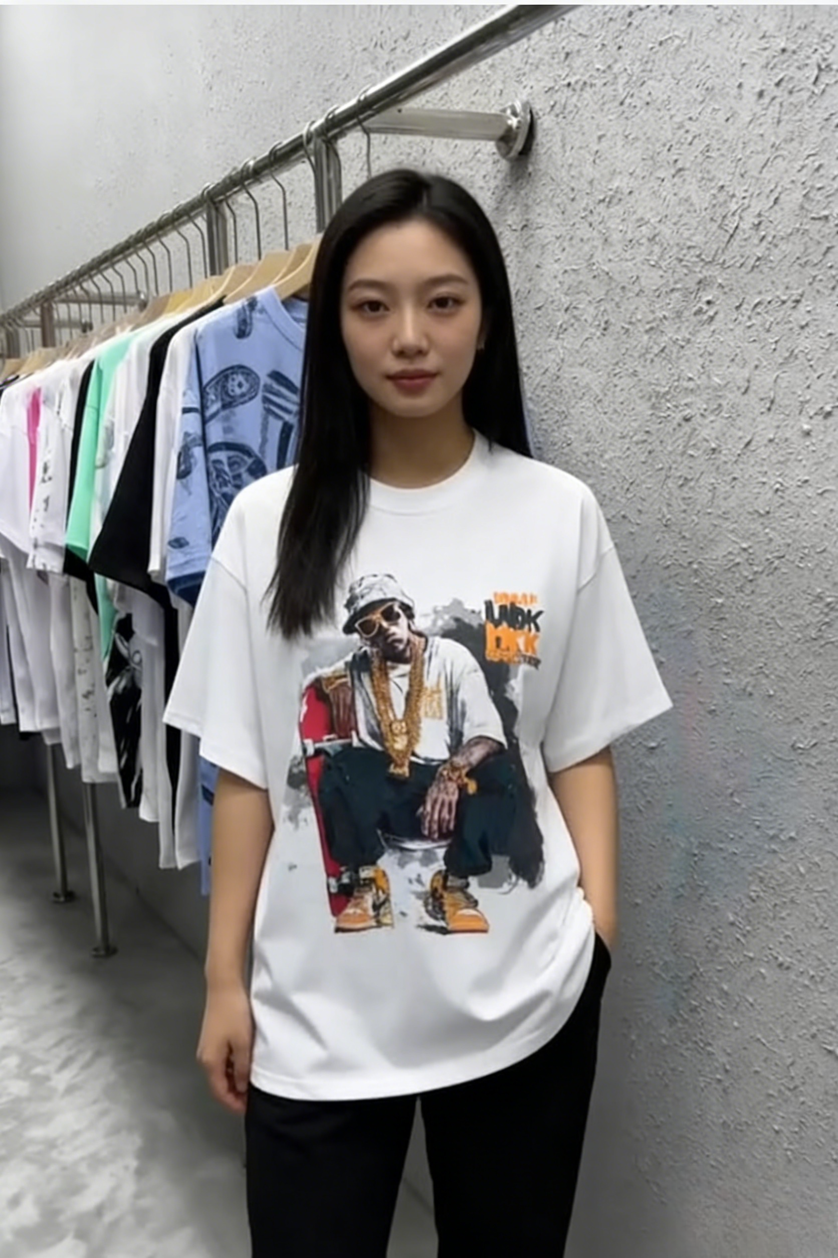 TransIslandTrading The Black Trendy Prints special streetwear brand T-shirt starting at $1.7 Add me on WhatsApp: 85247435362